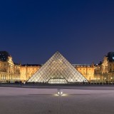 A Pirâmide do Museu do Louvre