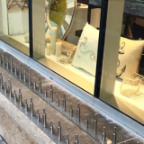 Exemplos de arquitetura hostil