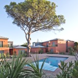 Nasceram (mais) 11 moradias de luxo junto à Quinta da Marinha em Cascais