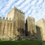 Guimarães quer “derrubar obstáculos identificados” para aumentar permanência de turistas