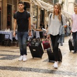 Franceses continuam a ser os estrangeiros que mais imóveis compram em Portugal