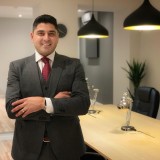 Imobiliária de Buffett abre no Porto com carteira de imóveis a partir de um milhão de euros