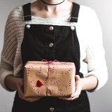 À procura de trabalho este Natal? Na app Xmas Work os empregos aceitam-se no telemóvel