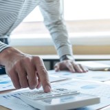 Como poupar em 2020: dicas para organizar o orçamento familiar