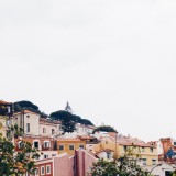 Falta de habitação acessível em Portugal já é um problema social - alerta Bruxelas