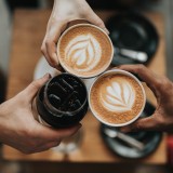 Pausas para café ou fumar no horário de trabalho podem (ou não) ser descontadas em Portugal?