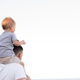 Desconto no IMI para quem tem filhos: sobem para 235 os municípios que dão benefício