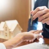 Taxa de juro no crédito à habitação cai em abril para novo mínimo histórico (desde janeiro de 2009)