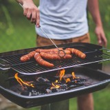 Como fazer um churrasco em casa em segurança (e mantendo longe a Covid-19)