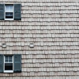 Jovens adultos saem de casa dos pais cada vez mais tarde – e poucos compram com menos de 30 anos