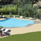 Piscina ou praia? Agora já é possível ter o 2 em 1, no jardim de casa...