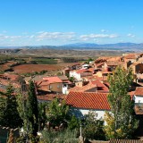 Casa grátis numa vila espanhola para quem queira assumir o centro social e o único bar da terra