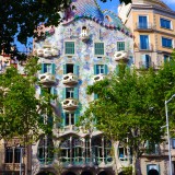 Icónica Casa Batlló em Barcelona de portas fechadas devido a atos de vandalismo