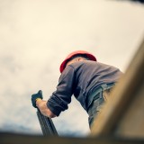 Construção e imobiliário fintam a crise e planeiam manter postos de trabalho