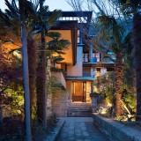 Uma villa ao mais puro estilo Frank Lloyd Wright em Tóquio foi transformada num hotel de charme