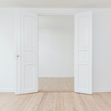 Imobiliárias e construtoras têm resistido à pandemia e já superaram um confinamento