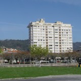 Prédio Coutinho em Viana: concurso para desconstrução lançado hoje