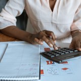 IRS 2021: trabalhadores que estiveram em lay-off têm de declarar complemento de estabilização
