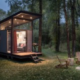 Esta mini casa pré-fabricada quebra todos os clichês: design e conforto em apenas 23 m2