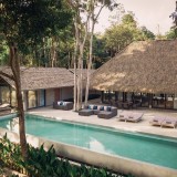 Um resort espetacular de casas pré-fabricadas de luxo num cenário paradisíaco