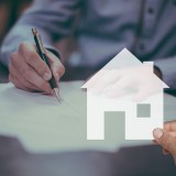 Avaliação bancária de casas volta a subir e atinge os 1.185 euros por m2 em março