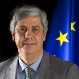 "É inadmissível" a banca usar depósitos para especulação imobiliária, diz Mário Centeno