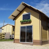 Casas pré-fabricadas feitas com cascas de café