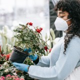 Obrigatório usar máscara na rua até setembro 