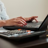 Calculadora de IRS 2022: simula quanto vais pagar de imposto por mês