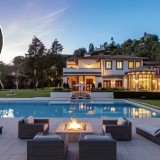 Adele compra mansão de luxo de Sylvester Stallone