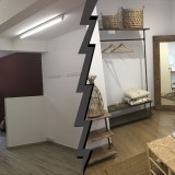 Lojas convertidas em habitação