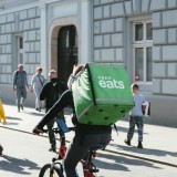 Pedir um médico ao domicílio através da Uber Eats