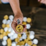 Transações em criptomoedas