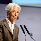 Christine Lagarde vigia impacto das taxas de juro