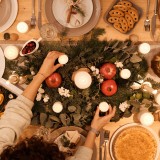 Ceia de Natal: comer bem à mesa e poupar com certeza