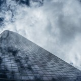 Bancos centrais continuam a subir taxas de juros