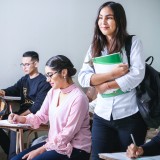 estudantes deslocados