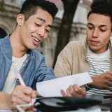 Como funcionam os novos apoios às famílias