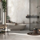 Casa de banho elegante e prática: o efeito mármore veio para ficar