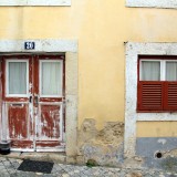 Direito à habitação em Portugal