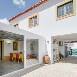 Casas com varanda ou terraço coberto