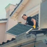 Instalação de painéis solares em Portugal