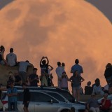 Super Lua azul nos céus