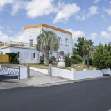 Moradia para arrendar em São Miguel
