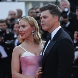 Scarlett Johansson e Colin Jost