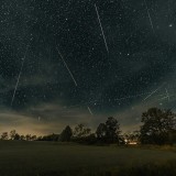 chuva de estrelas durante o verão