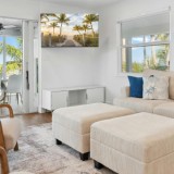 Interiores de luxo com vista para o mar