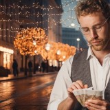 Poupar o subsídio de Natal