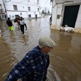 Reparar casas após tempestades