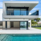 Casas de luxo à venda com piscina